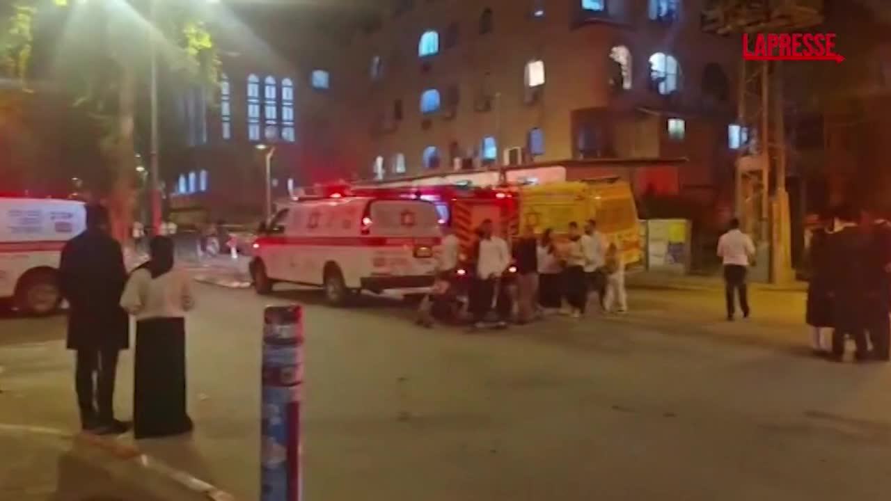 iran missile colpisce il centro di israele almeno un ferito da Lapresse.it iran missile colpisce il centro di israele almeno un ferito