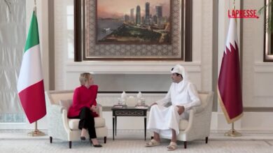 Meloni incontra l'emiro Al Thani, focus su sforzi diplomatici per uscire dalla crisi