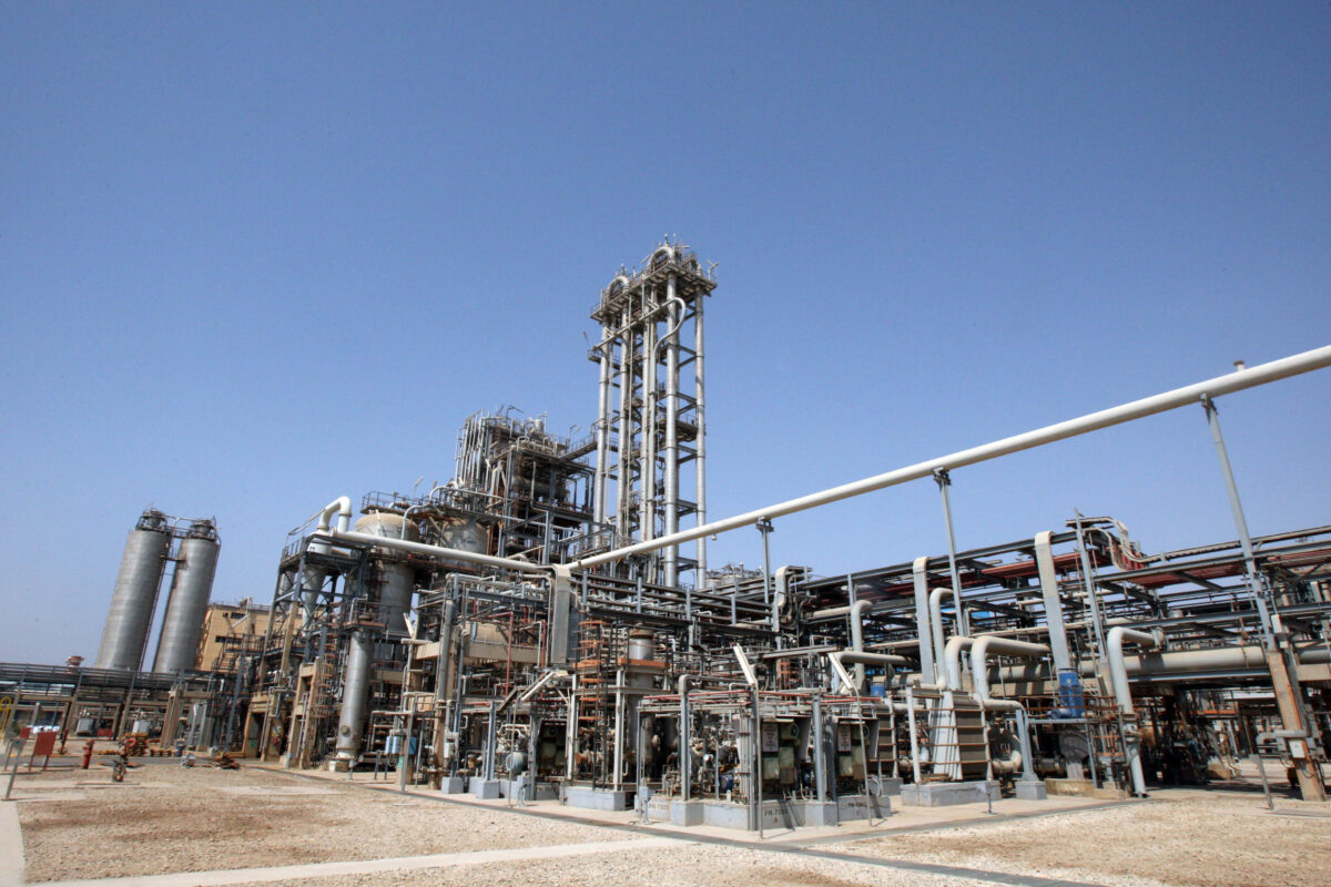 L'impianto petrolchimico di Mahshahr. (AP Photo/Vahid Salemi, File)