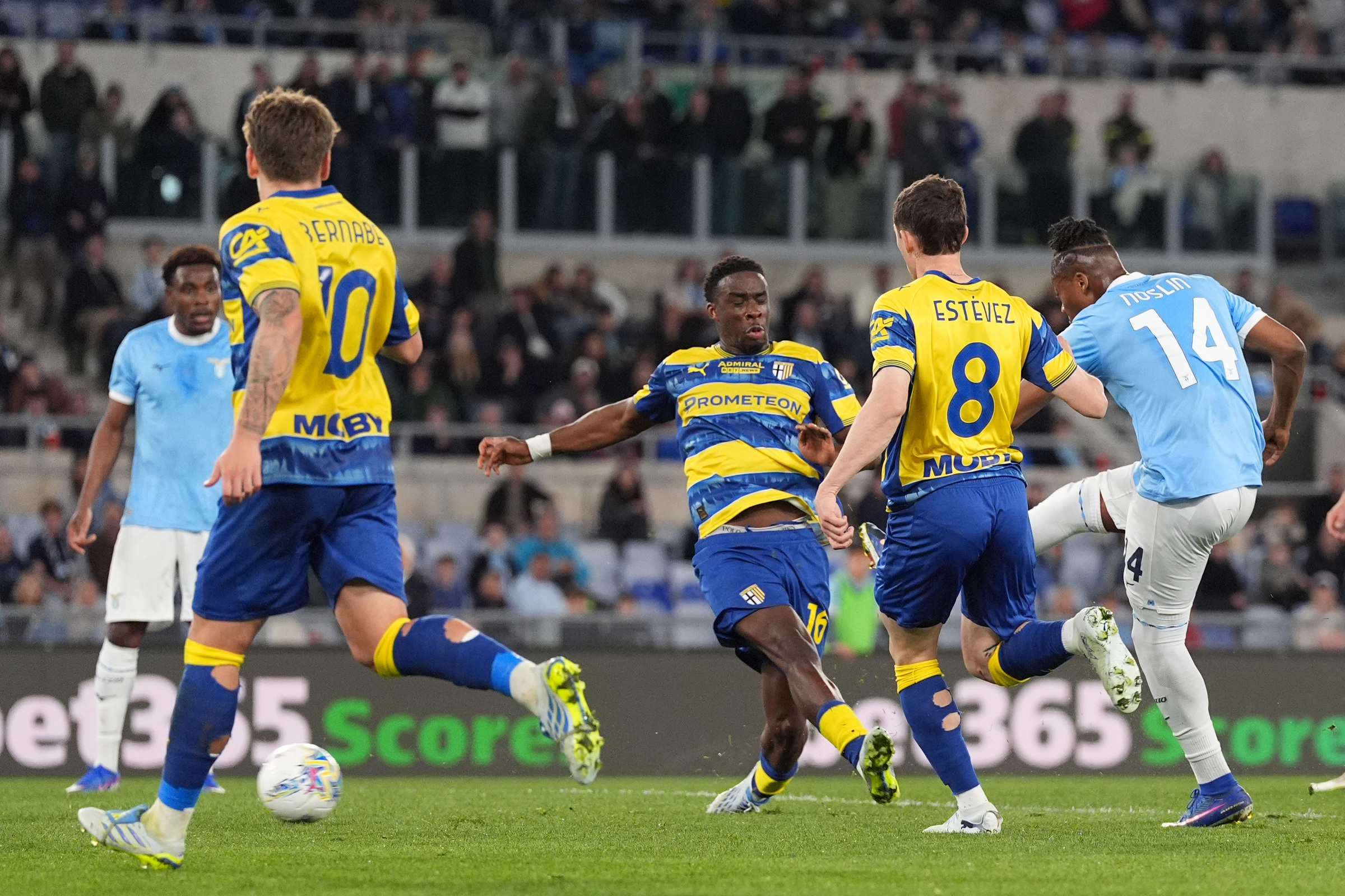 Serie A, pareggio tra Lazio e Parma: 1-1 all’Olimpico
