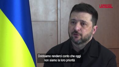 Ucraina, Zelensky: "Non siamo la priorità degli Usa, la guerra in Iran toglie sostegno"