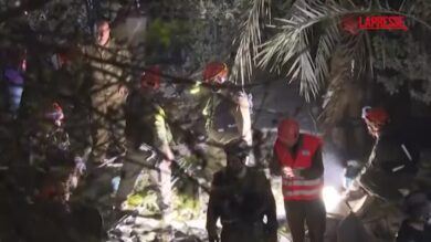 Israele, l'Iran colpisce Haifa: tra i feriti anche un neonato