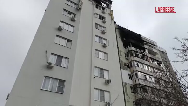 Russia, attacchi con droni ucraini su Novorossiysk: 10 feriti e danni a edifici