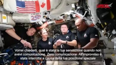 Artemis II, il pilota a Trump: "Senza comunicazione con la Terra ho pregato e lavorato"