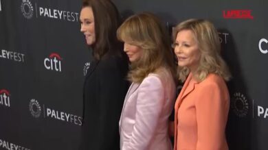 Le Charlie's Angels compiono 50 anni: il cast si riunisce per celebrare l'anniversario