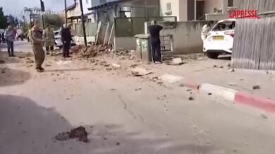 Iran, missile di Teheran colpisce città israeliana di Eilat: le immagini dei danni