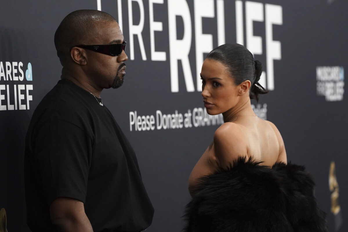 Kanye West, il Regno Unito nega l’ingresso al rapper   dopo le dichiarazioni antisemite 