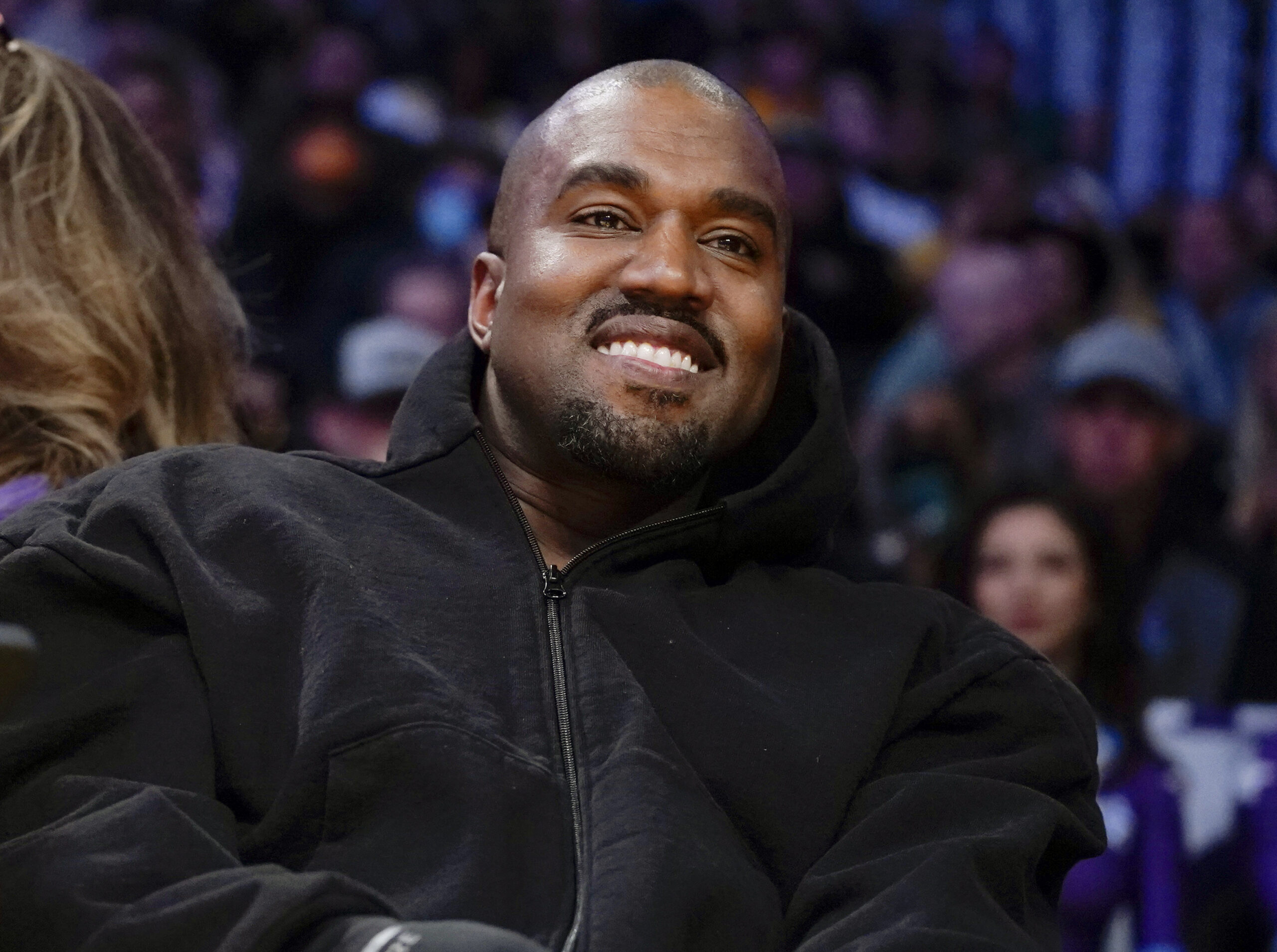 Kanye West e il concerto a Reggio Emilia, polemica in Italia
