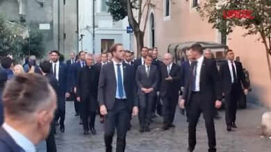 Macron a Roma: “Qui per un messaggio di pace e per vedere gli amici di Sant’Egidio”