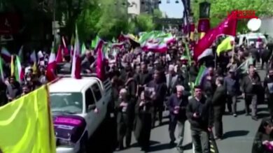 Iran, a Teheran le commemorazioni per l'ayatollah Ali Khamenei