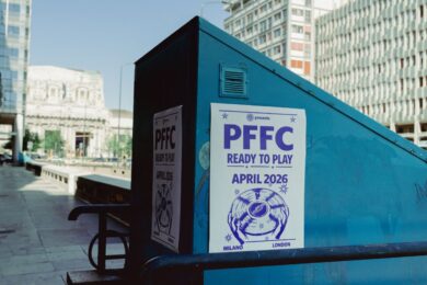 Poster misteriosi a Milano, cosa c’entrano i Pink Floyd