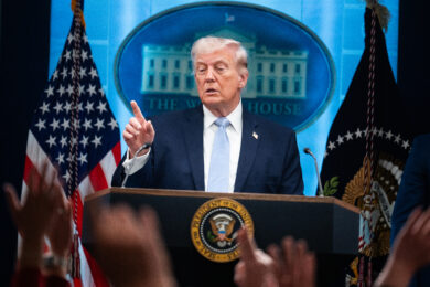 Iran, Usa e Teheran vicini a estensione cessate il fuoco. Trump: “Accordo in gran parte negoziato”