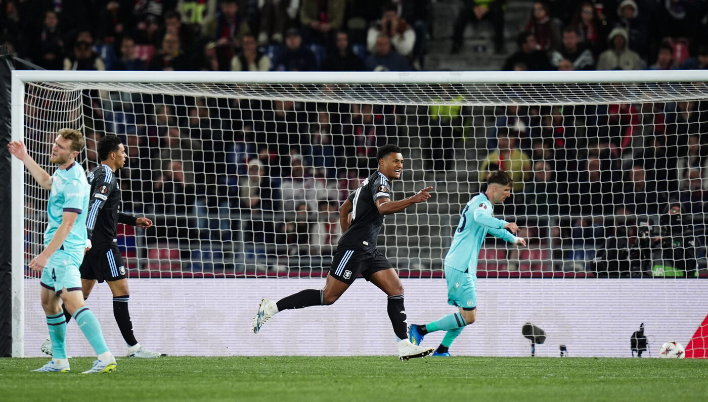 europa league bologna sconfitto in casa dall8217aston villa 3 1 per gli inglesi da Lapresse.it europa league bologna sconfitto in casa dall8217aston villa 3 1 per gli inglesi