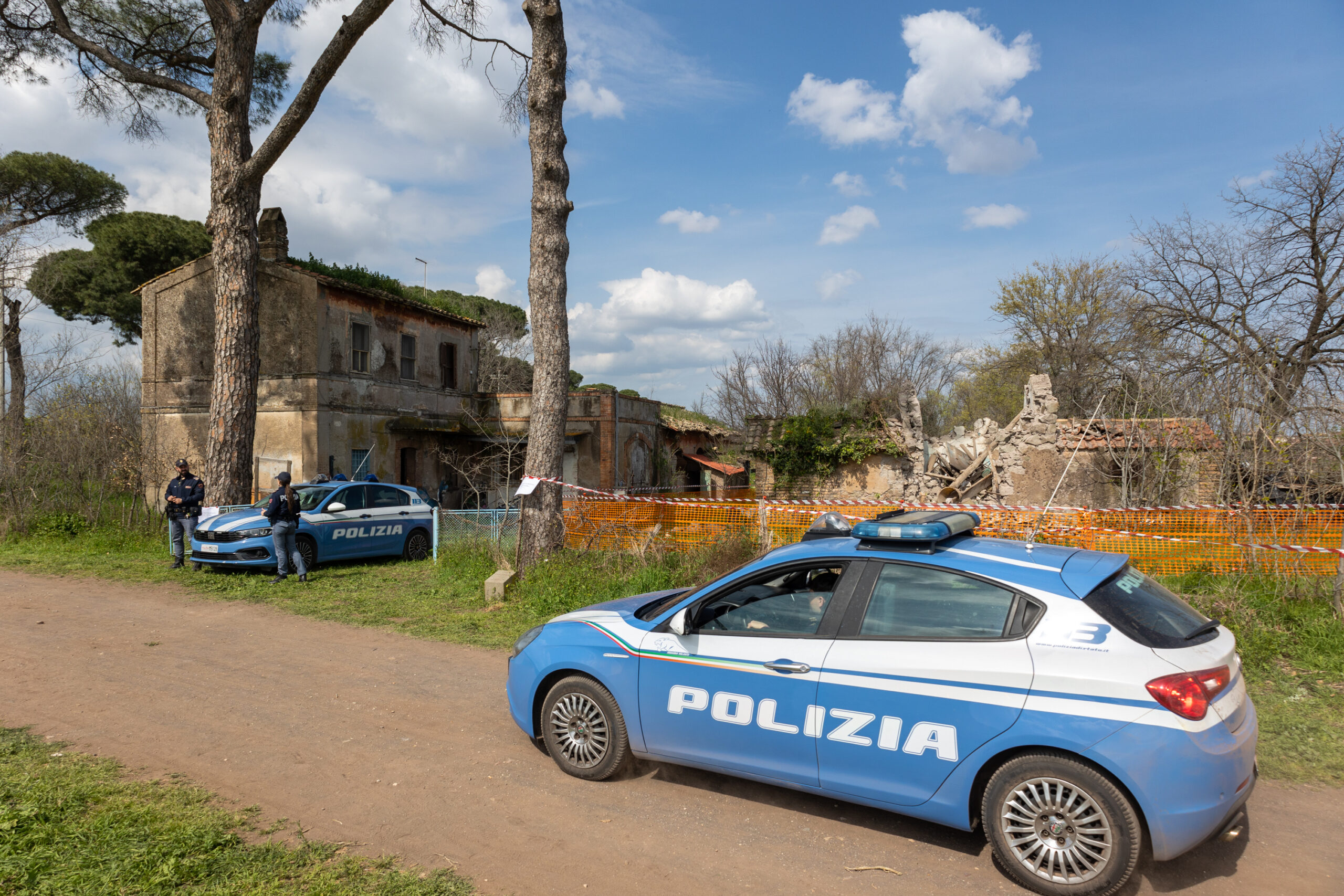 Polizia, il bilancio del 2025: 21mila espulsioni, sequestri per 150 milioni e 13 tonnellate di droga Polizia, il bilancio del 2025: 21mila espulsioni, sequestri per 150 milioni e 13 tonnellate di droga