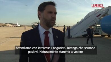 Vance: "Penso negoziati saranno positivi, se Iran in buona fede pronti a tendere mano"