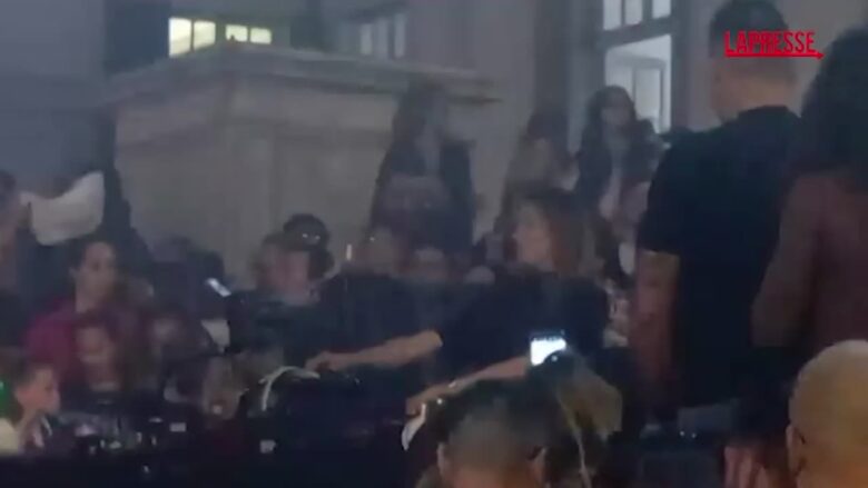 Genova, in 15mila in piazza per il set gratuito della dj Charlotte De Witte