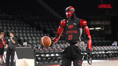Giappone, Toyota presenta CUE7: il robot che gioca a basket