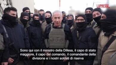 Libano, Netanyahu visita il territorio sotto il controllo israeliano e parla ai soldati