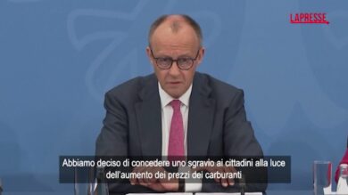 Germania, Merz: "Ridurremo le accise sul carburante per due mesi"