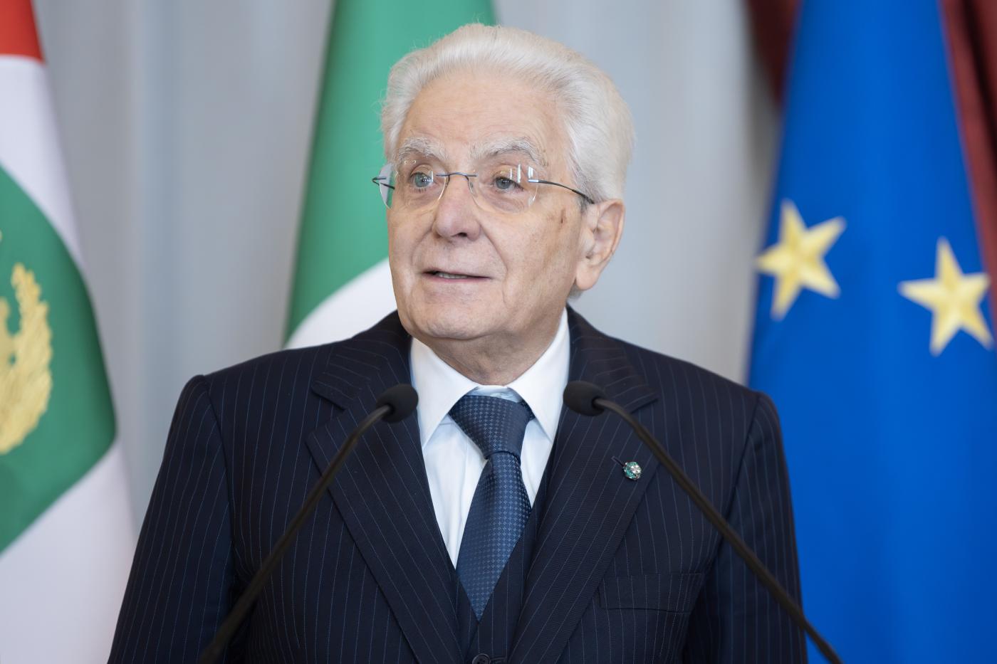 mattarella il potere pu242 inebriare ai potenti consiglio l8217autoironia per evitare imbarazzo da Lapresse.it mattarella il potere pu242 inebriare ai potenti consiglio l8217autoironia per evitare imbarazzo