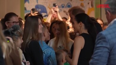 Australia, il principe Harry e Meghan visitano un ospedale pediatrico