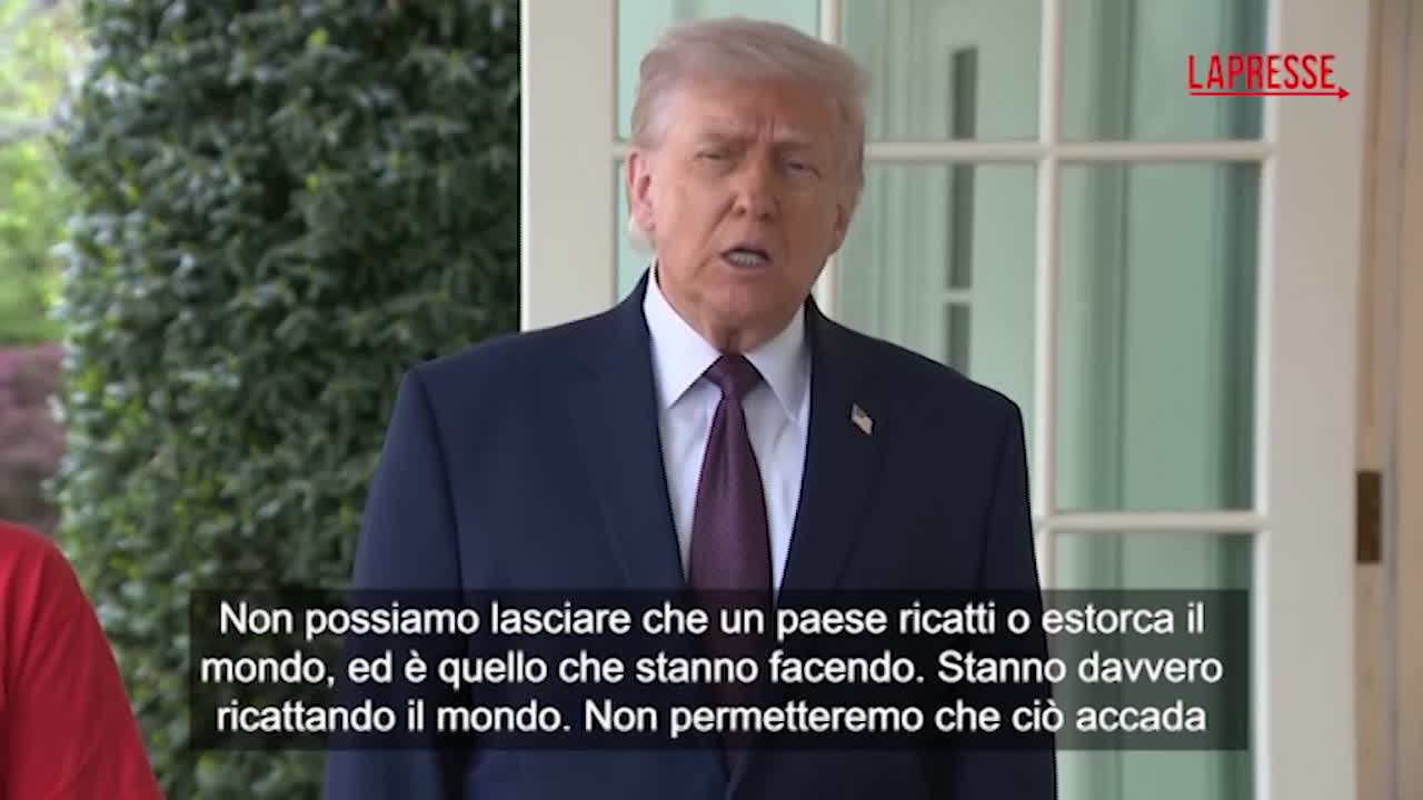 iran trump non si pu242 lasciare che un paese ricatti il mondo da Lapresse.it iran trump non si pu242 lasciare che un paese ricatti il mondo