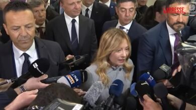 Iran, Meloni: "Fondamentale riaprire lo stretto  di Hormuz"