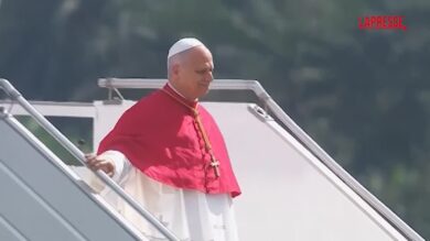 Papa Leone XIV, il Pontefice arriva in Camerun