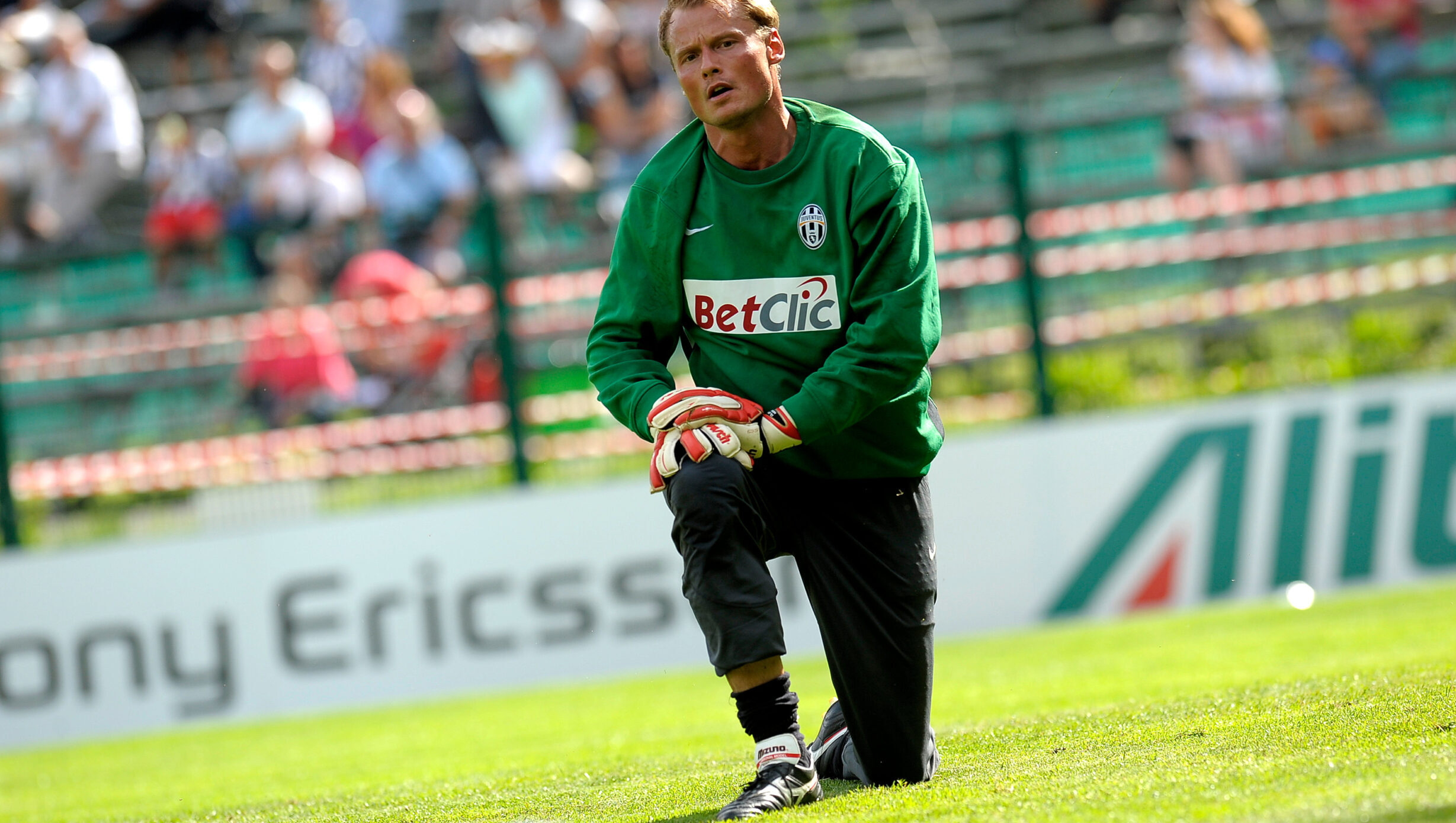 Alex Manninger, morto l’ex portiere della Juventus: fatale un incidente