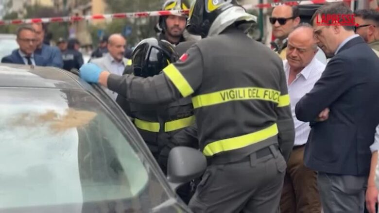 Rapina in banca a Napoli, i rilievi sull’auto forse utilizzata dai rapinatori