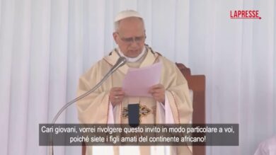 Papa Leone XIV in Camerun davanti a oltre 500 mila persone: “Giovani no a soprusi e guadagni facili”