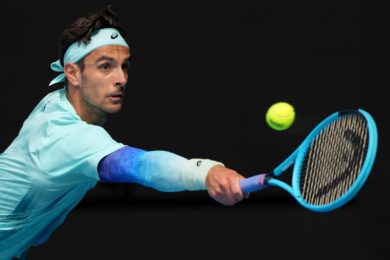 Atp Barcellona 2026, Musetti esce ai quarti: sconfitto da Fils in due set