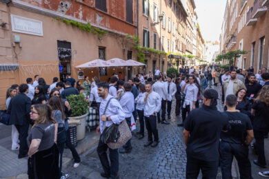 Roma, esalazioni di cloro in piscina all’Hotel Bulgari: diversi intossicati