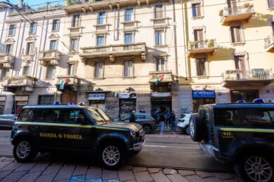 Milano, giro di escort per clienti facoltosi: coinvolti molti calciatori. Quattro arresti e sequestri da 1,2 milioni