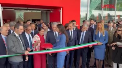 Salone Mobile: 64esima edizione al via, a taglio nastro anche Tajani e La Russa