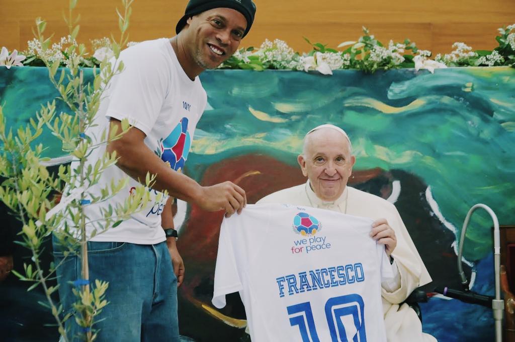 Galleria foto 'Papa Francesco, We Play for Peace: “Sua assenza è sentita anche nel calcio”' - foto 5