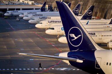 Ue, linee guida su aerei: no ai rincari dei biglietti acquistati e all’uso del jet fuel Usa