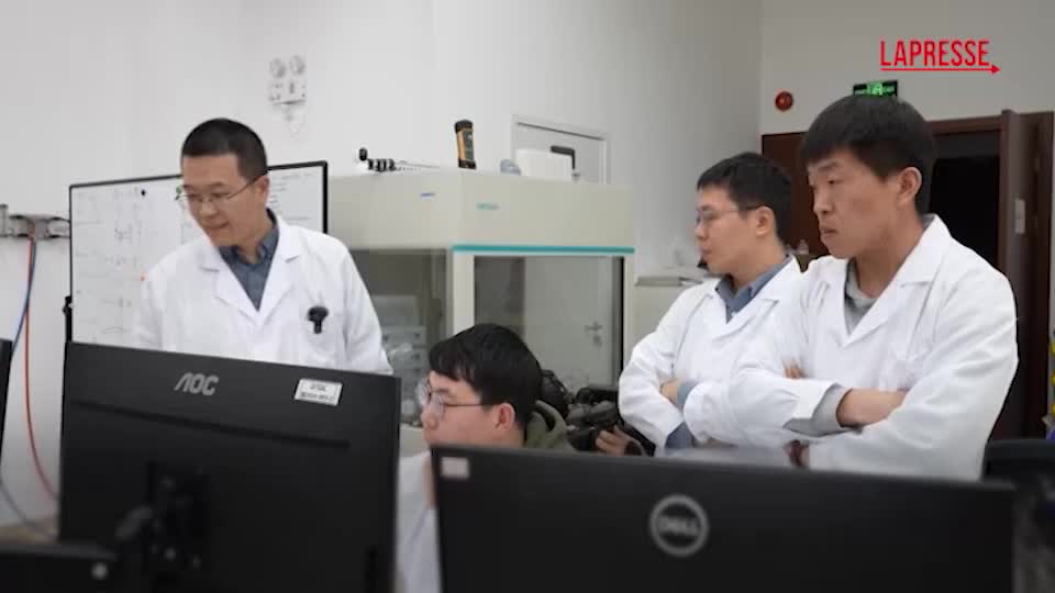 Nuovo minerale extraterrestre trovato in un meteorite lunare caduto in Cina