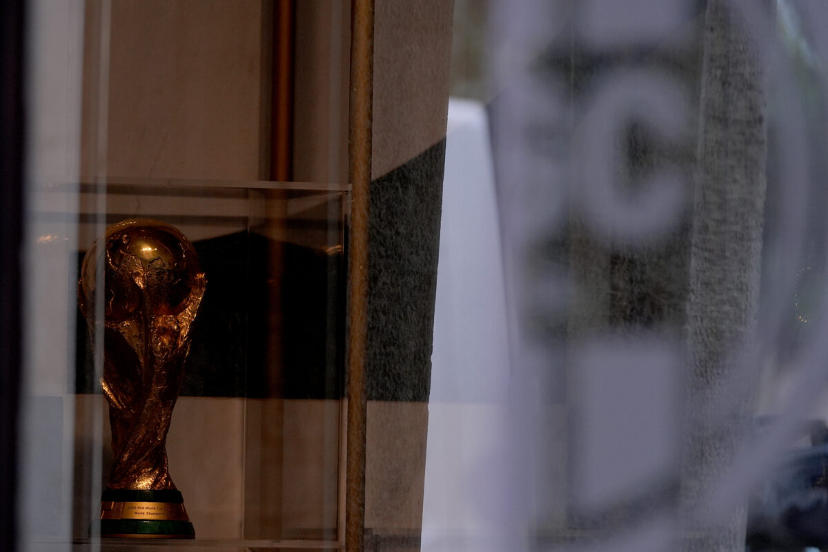 Italia ai Mondiali al posto dell’Iran, da Fifa a governo è coro di no