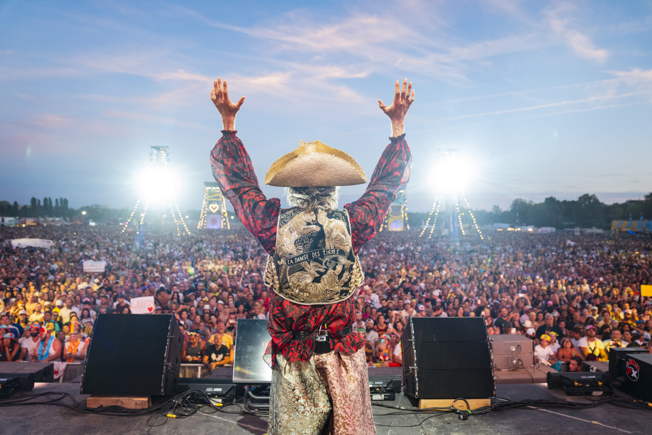 Jovanotti presenta il “Jova Giro” in bicicletta: partenza dal Circo Massimo a Roma