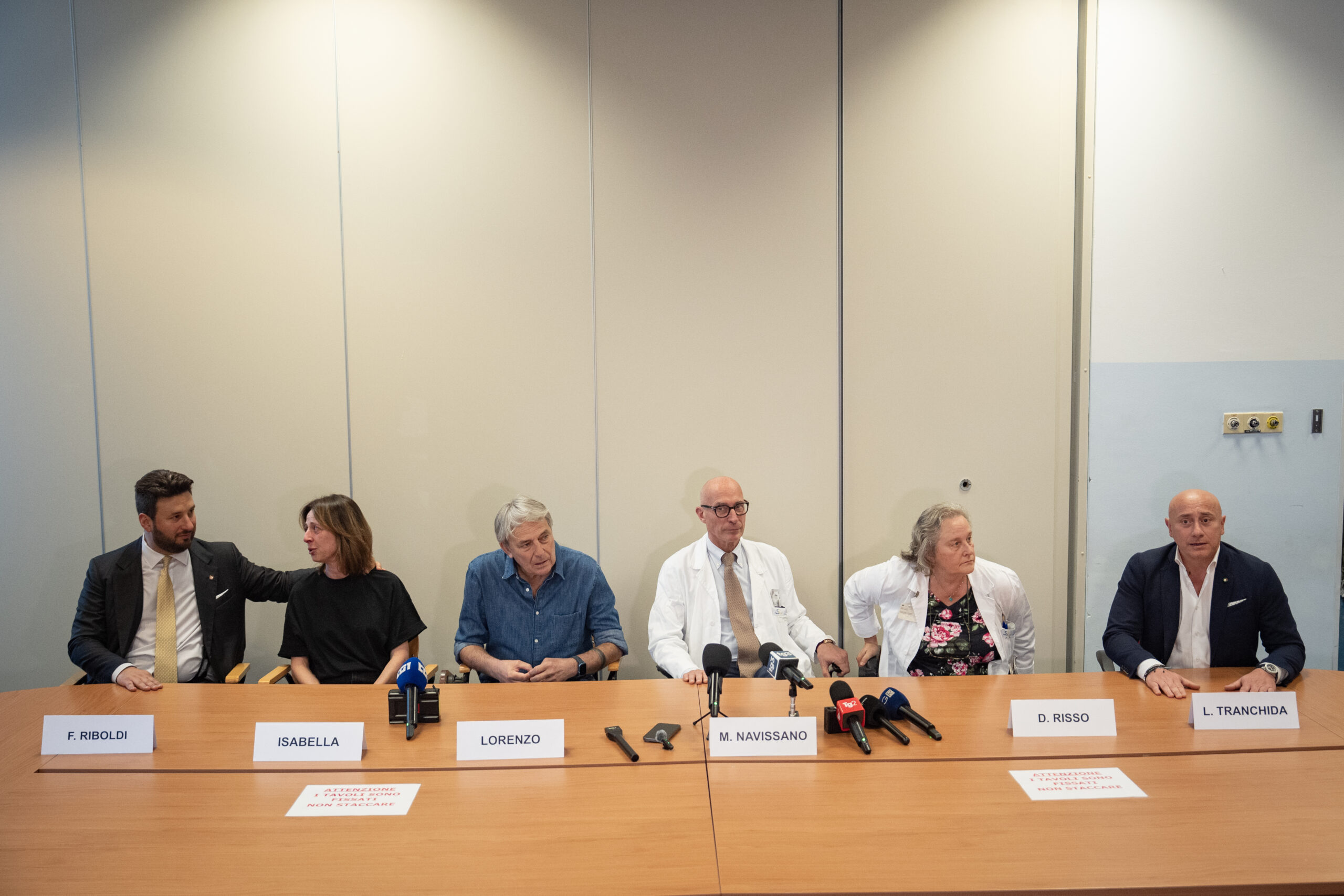 Crans-Montana, la 15enne Elsa esce dalla terapia intensiva a Torino