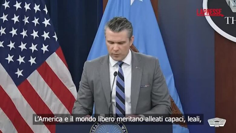 Iran, Hegseth: "I leader Ue la smettano con conferenze sciocche e salgano su una nave"