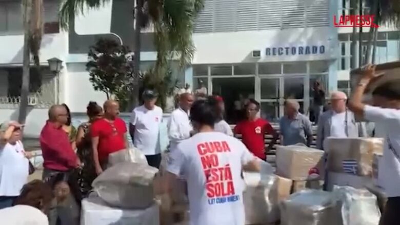 Cuba, convoglio internazionale consegna aiuti a ospedali dell'est dell'isola