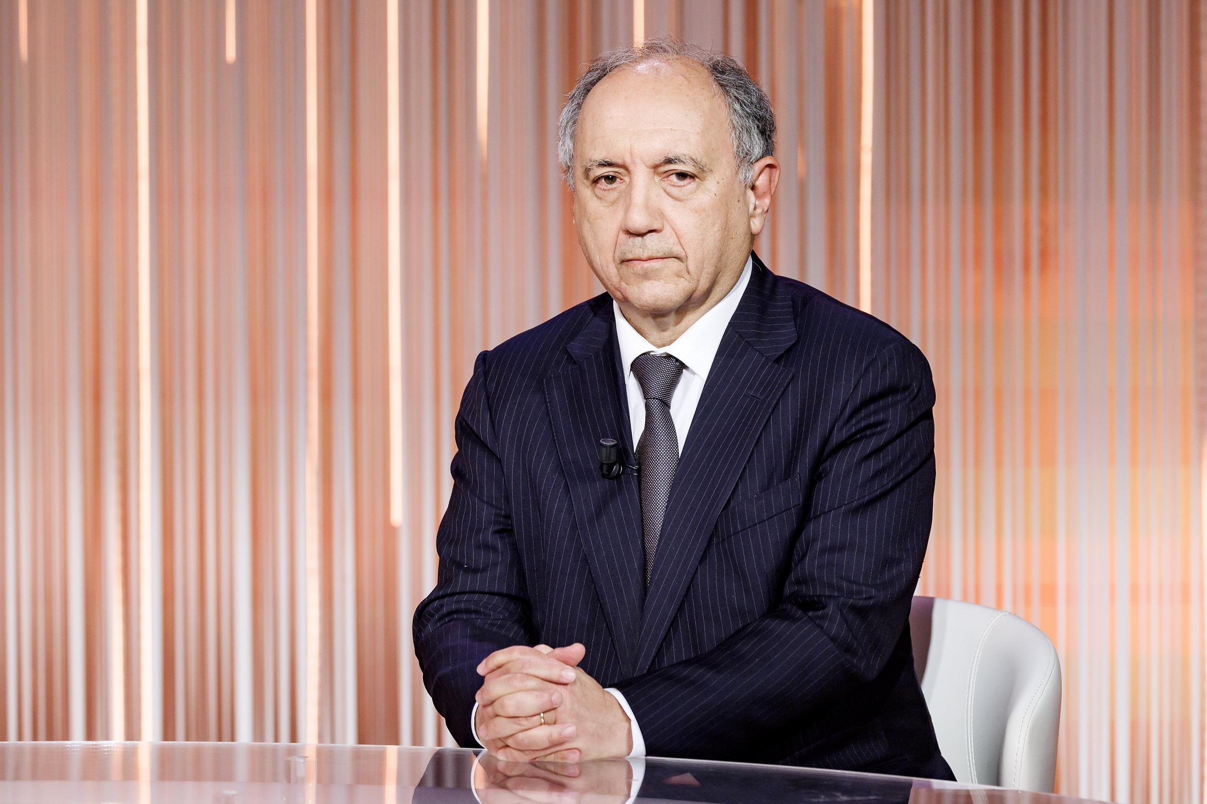 Crans Montana, l’ambasciatore in Svizzera: “La richiesta di soldi è un oltraggio all’Italia”