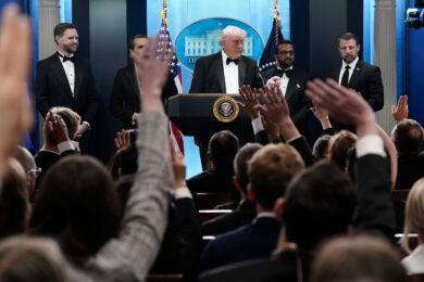 Attentato a Trump, fermato un sospetto. Meloni: “Nessuno spazio per odio politico nelle democrazie” – La diretta