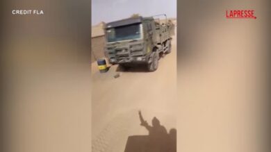 Mali, le truppe e i mercenari russi si ritirano da Kidal dopo gli attacchi dei ribelli