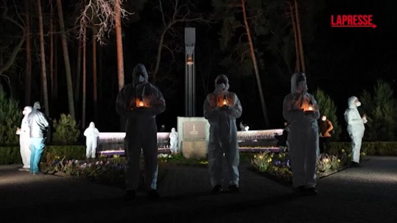 Chernobyl, a Slavutych la cerimonia per ricordare il sacrificio dei 'liquidatori'