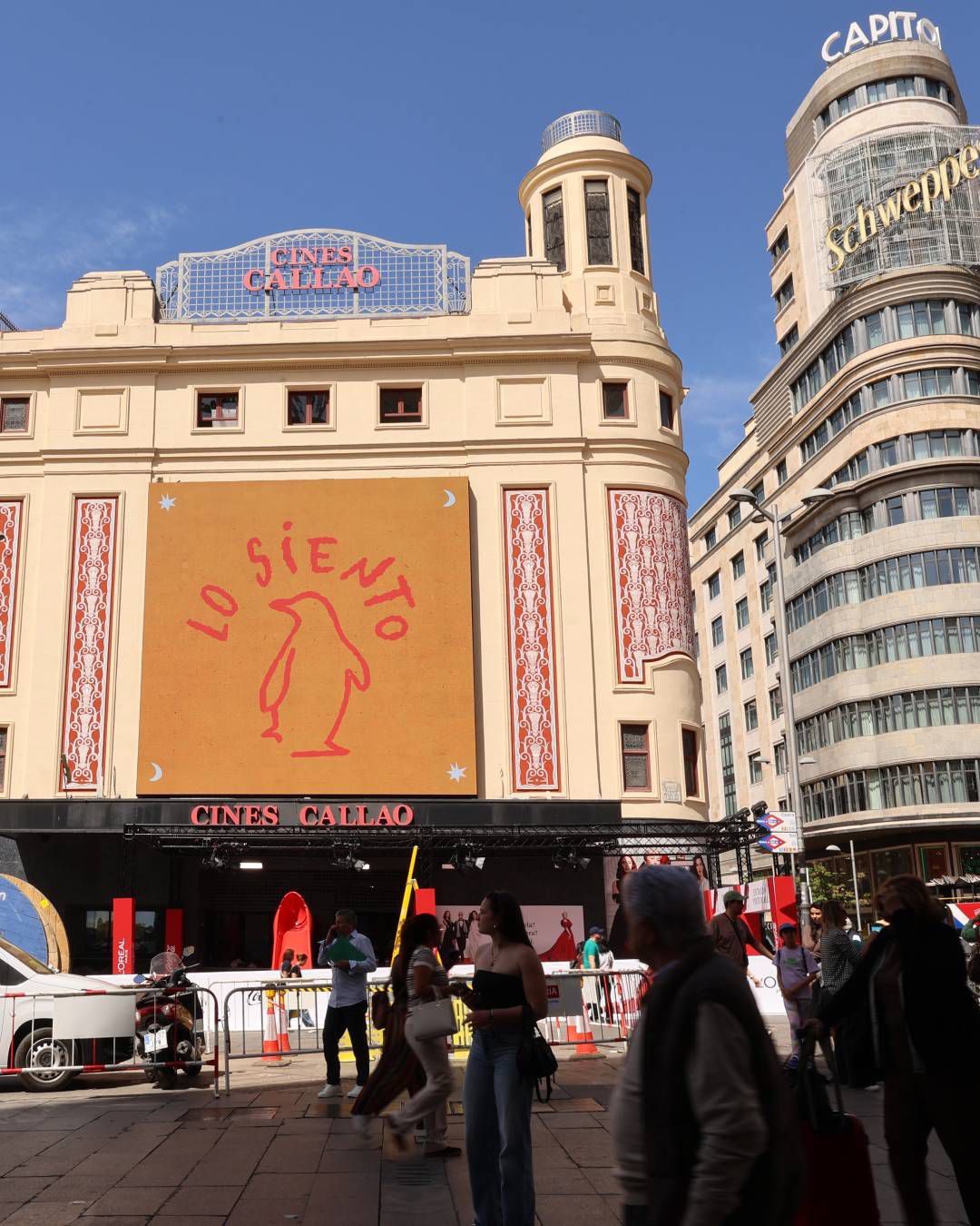 ‘Scusa’, la misteriosa scritta apparsa in varie città: ecco cosa potrebbe essere