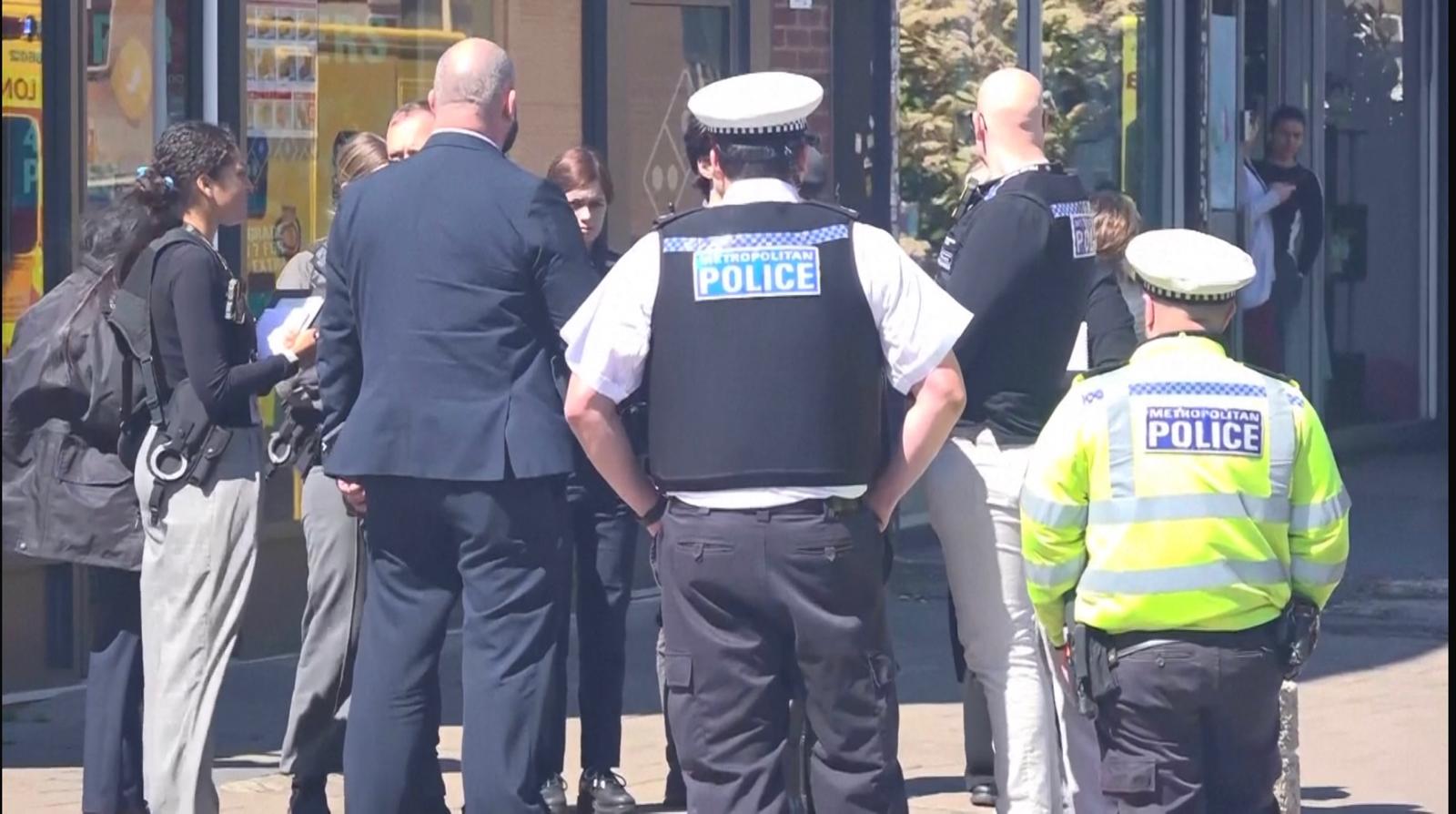 Londra, due persone accoltellate nel quartiere ebraico: fermato l’aggressore