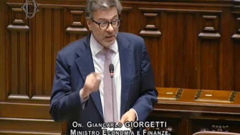 Dfp, Giorgetti: "Il debito non ci rende liberi"